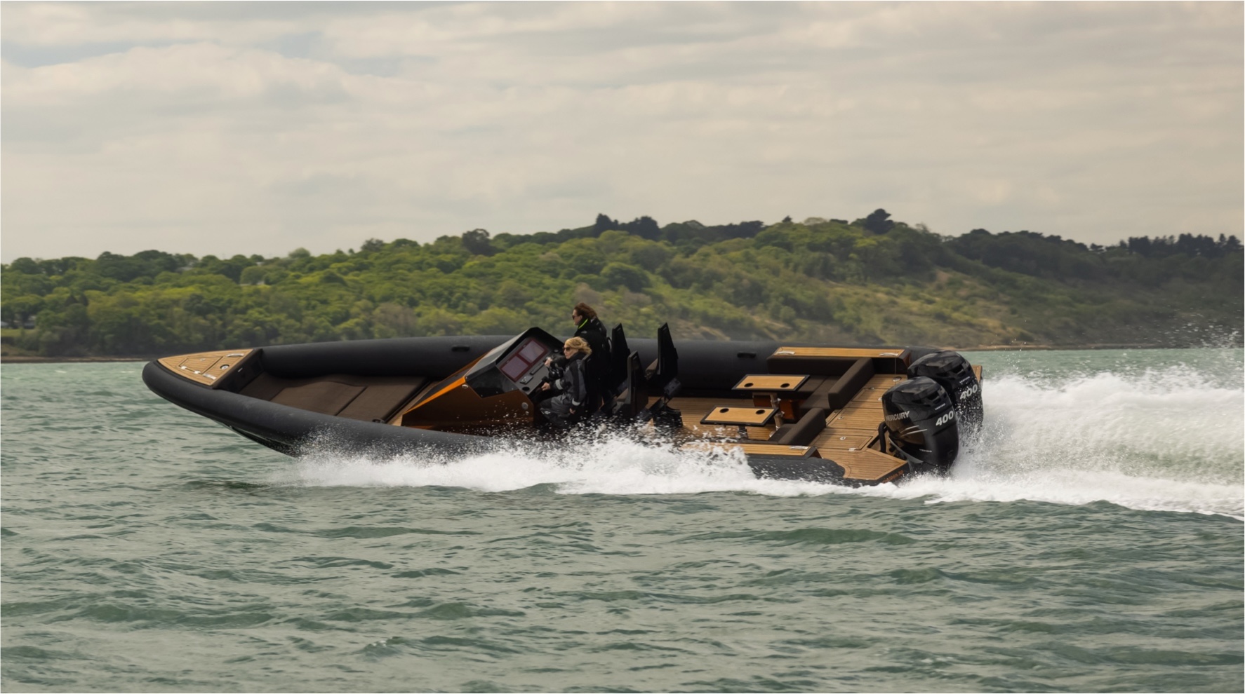 ENIGMA 38 Custom Super-RIB